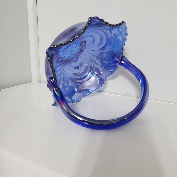 L E Smith cobalt blue iridescent carnival glass basket - Picture 5 of 10